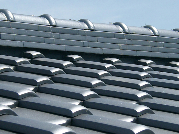 屋根のトラブルを見逃さない